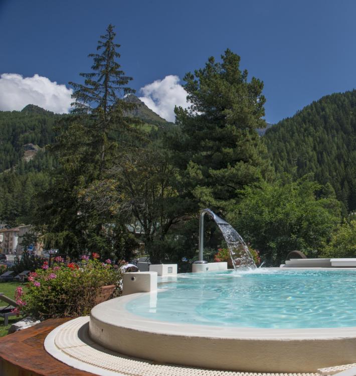 hotelrelaisdesglaciers en july-the-top-month-to-enjoy-the-mountain 019