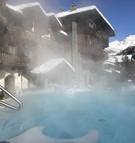 hotelrelaisdesglaciers en outdoor-pool 016
